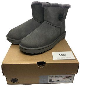 Nordstrom bailey shop button ugg